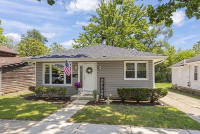 /international/us/648-s-main-street-naperville-il-110108361173/