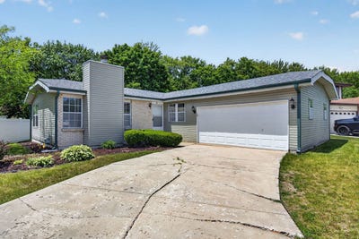 /international/us/72-white-oaks-road-matteson-il-110108585262/