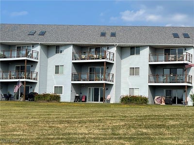 /international/us/1025-harbor-street-unit-35-conneaut-oh-110101151854/