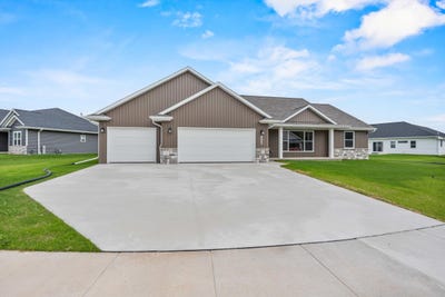 /international/us/1400-divinity-drive-de-pere-wi-110120137078/