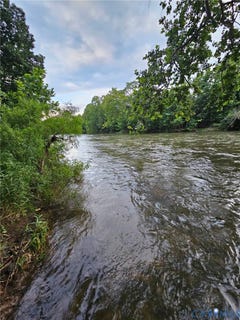 /international/us/bryants-ford-road-fluvanna-va-110103533663/