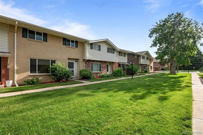 /international/us/3975-s-boston-street-denver-co-110100634359/