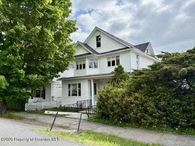 /international/us/706-delaware-street-forest-city-pa-110108179562/