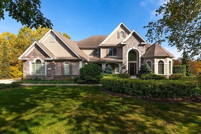 /international/us/1194-four-winds-way-hartland-wi-110109035768/