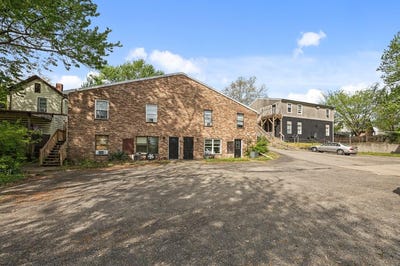 /international/us/522-front-street-lawrenceburg-in-110107404252/