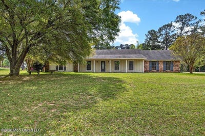 /international/us/1106-hawthorne-drive-mccomb-ms-110106718204/