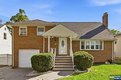 /international/us/136-van-buskirk-teaneck-nj-110110326386/