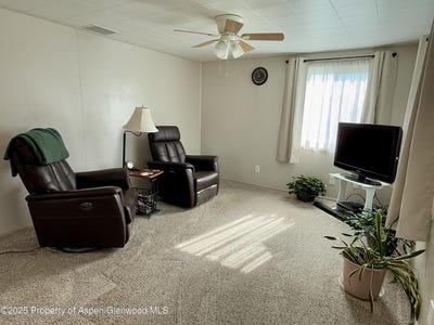 /international/us/1217-main-street-meeker-co-110100126856/