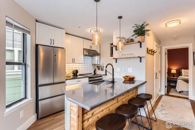 /international/us/3025-broadway-st-boulder-co-110100471522/