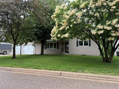 /international/us/465-kouwe-street-nw-hutchinson-mn-110108877461/
