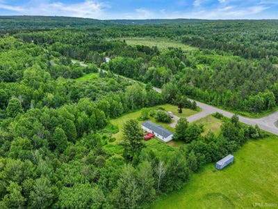 /international/us/16022-liminga-road-houghton-mi-110108848703/