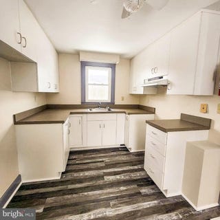 /international/us/106-crescent-hill-road-cogan-station-pa-110096512987/