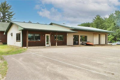 /international/us/20934-county-road-1-emily-mn-110100396877/
