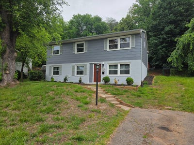 /international/us/13421-hillendale-dr-woodbridge-va-110108237973/