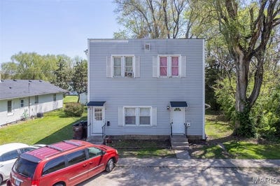 /international/us/836-s-chestnut-street-litchfield-il-110099063732/