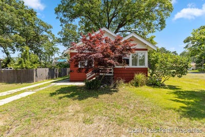 /international/us/1848-commerce-street-muskegon-mi-110101100550/
