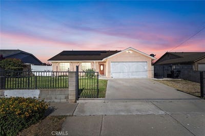 /international/us/9055-elm-avenue-fontana-ca-110108197644/