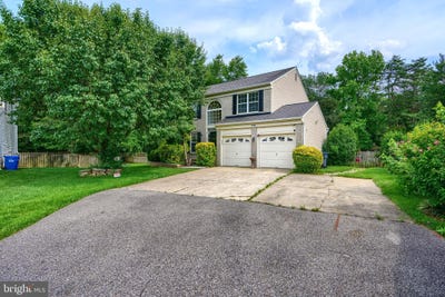 /international/us/2460-greentree-place-waldorf-md-110099829319/