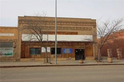 /international/us/310-n-center-avenue-hardin-mt-110105276581/