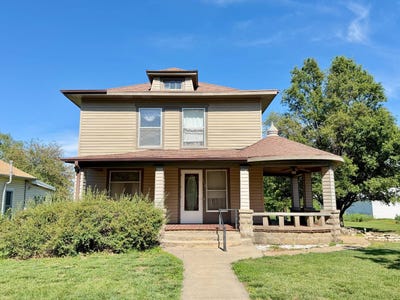 /international/us/112-north-main-street-barnes-ks-110108394322/