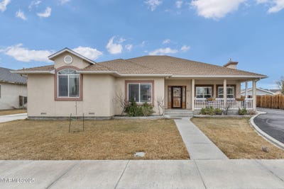 /international/us/421-silver-star-court-yerington-nv-110100725655/