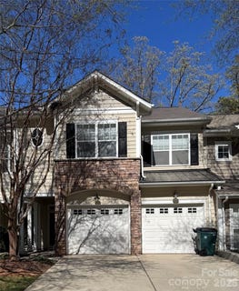 /international/us/2564-chasewater-drive-fort-mill-sc-110106728081/