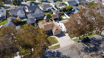 /international/us/4403-shadeway-road-lakewood-ca-110120484861/