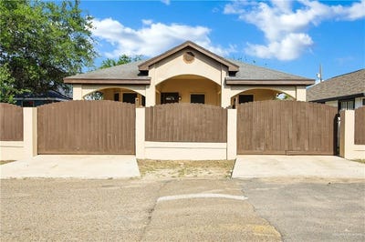 /international/us/506-pasco-street-rio-grande-city-tx-110107389481/
