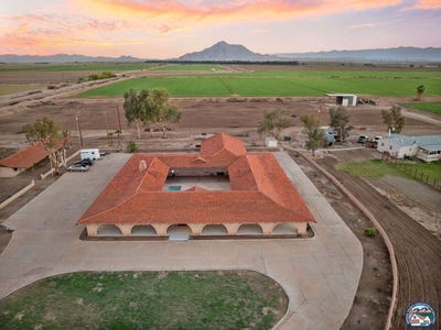 /international/us/1905-w-wixom-rd-el-centro-ca-110106702345/