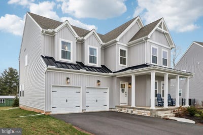 /international/us/15-patricia-drive-trappe-pa-110106812102/
