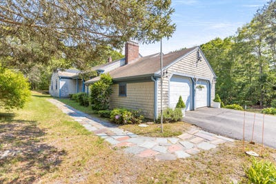 /international/us/240-bragg-s-lane-barnstable-ma-110101292172/?lang=zh-tw
