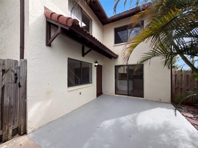 /international/us/3293-sand-court-melbourne-beach-fl-110120611549/