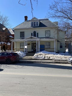 /international/us/196-main-street-brattleboro-vt-110108490110/