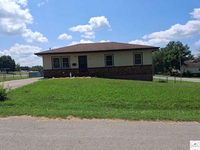 /international/us/400-e-golden-drive-el-dorado-springs-mo-110119519488/