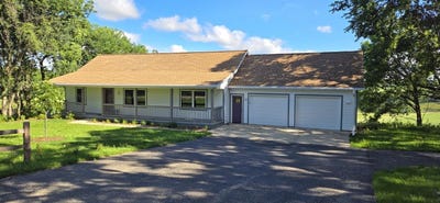 /international/us/8436-n-marty-road-new-glarus-wi-110108496528/
