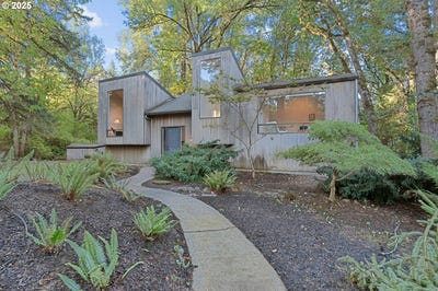 /international/us/4298-river-rd-s-salem-or-110108381636/
