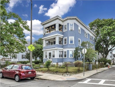 /international/us/559-adams-st-boston-ma-110107870354/