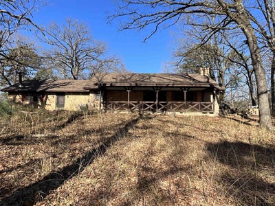 /international/us/467-county-road-2421-leesburg-tx-110096593835/