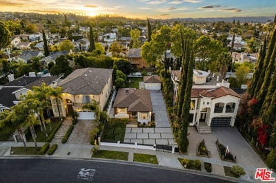 /international/us/5143-newcastle-avenue-encino-ca-110110229780/