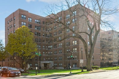 /international/us/1585-ridge-avenue-evanston-il-110107465526/