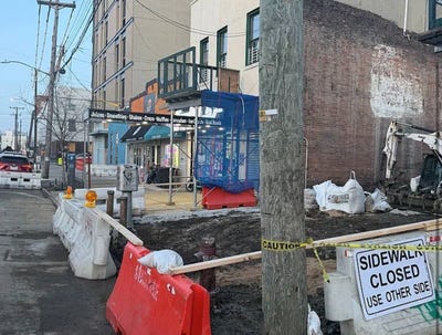 /international/us/4740-white-plains-rd-bronx-ny-110102935627/