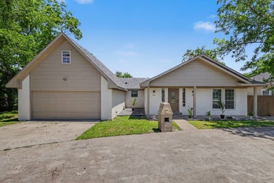 /international/us/307-dixon-street-terrell-tx-110108097481/