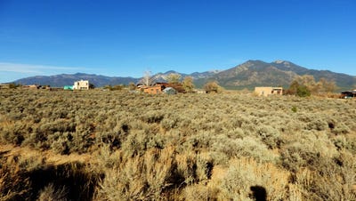 /international/us/a-2-2-conejo-road-taos-nm-110088106322/