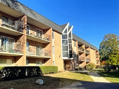 /international/us/1104-n-mill-street-naperville-il-110106242667/