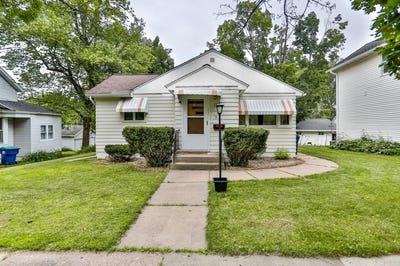/international/us/119-s-5th-avenue-wausau-wi-110101195198/