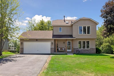 /international/us/7370-158th-street-w-apple-valley-mn-110120088980/