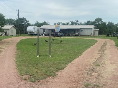 /international/us/189-e-par-don-road-mason-tx-110109005468/