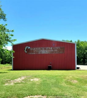 /international/us/103-s-boone-street-clarksville-tx-110100207255/