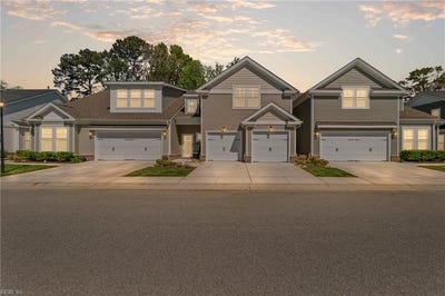 /international/us/4646-longleaf-place-chesapeake-va-110099072771/