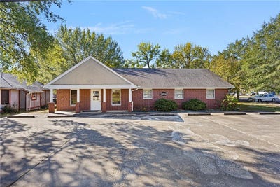 /international/us/1501-w-c-street-russellville-ar-110103255218/
